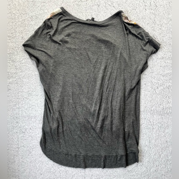 Women's SINGLE Los Angeles Gray Peacock Design Short Sleeve Tunic Size S - Picture 7 of 8